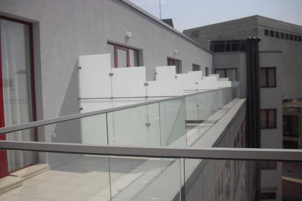 Universal Hotel Ντούπνιτσα Δωμάτιο φωτογραφία